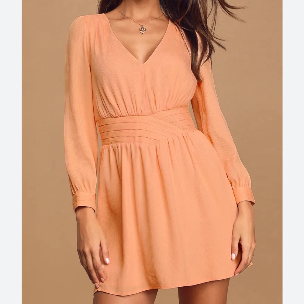 ALI & JAY Nordstrom peach pleated long sleeve dress